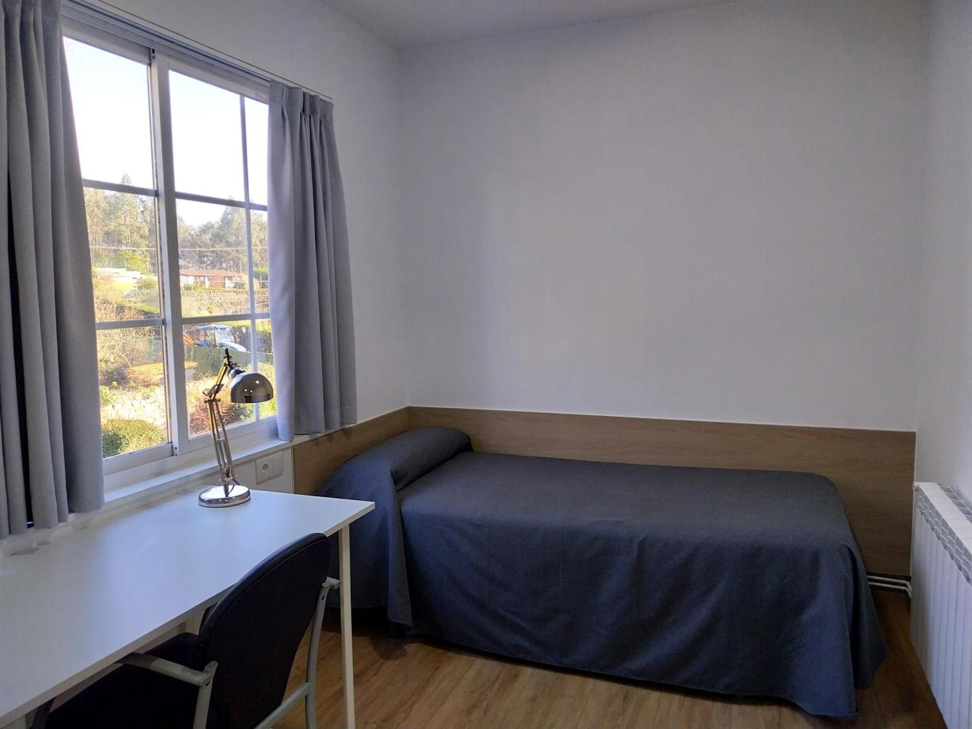 Residencia Universitaria Resa Siglo XXI Куллередо Номер фото